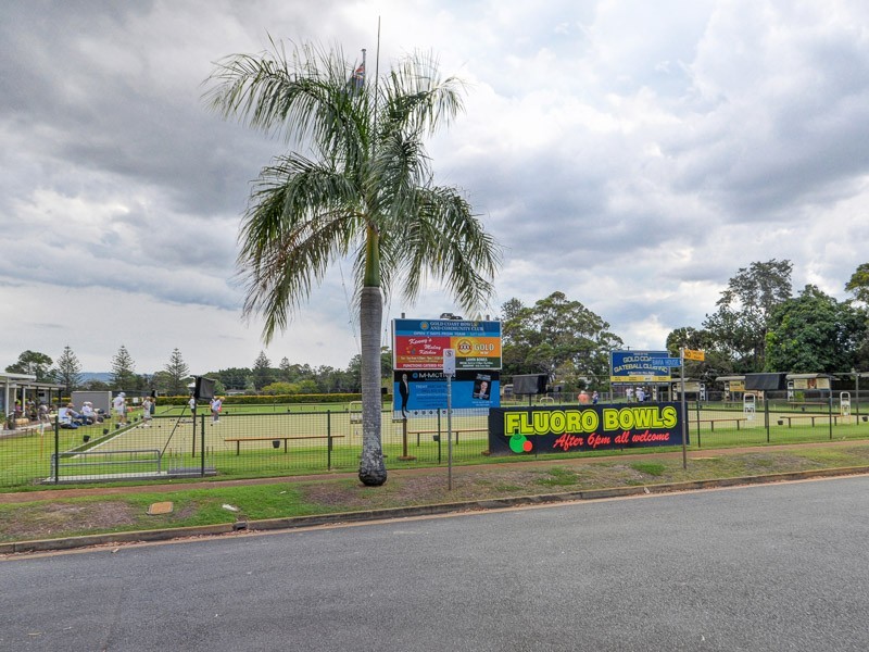 39 Kalimna Drive, Broadbeach Waters QLD 4218