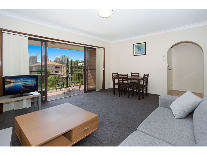 10 ‘San Remo’ 22 Britannia Avenue, Broadbeach QLD 4218