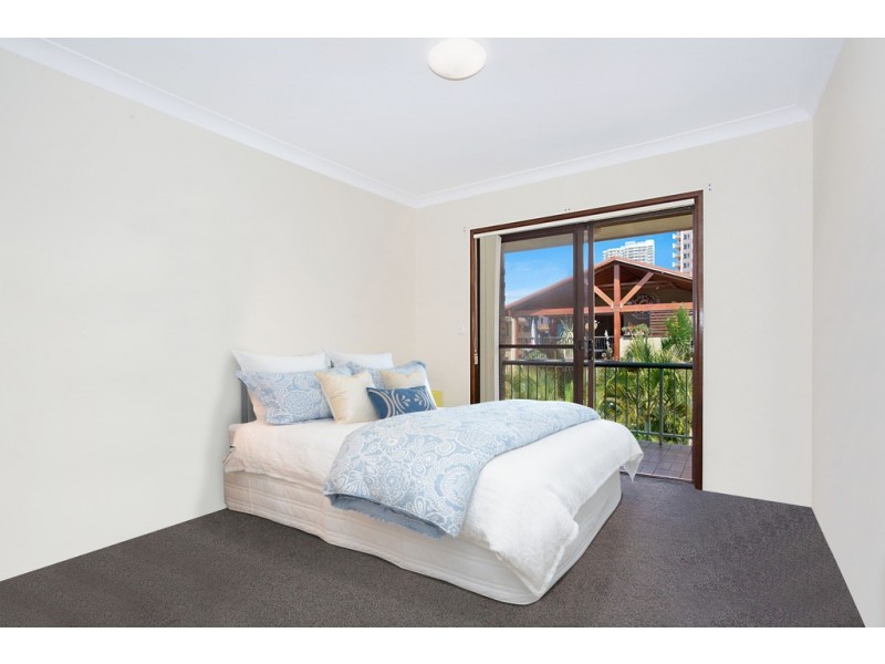 10 ‘San Remo’ 22 Britannia Avenue, Broadbeach QLD 4218