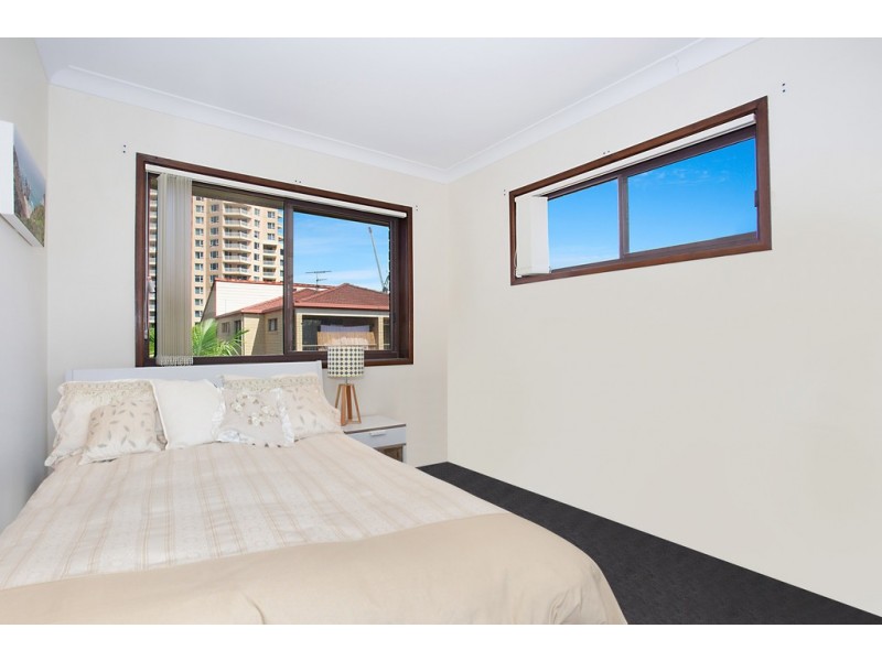 10 ‘San Remo’ 22 Britannia Avenue, Broadbeach QLD 4218