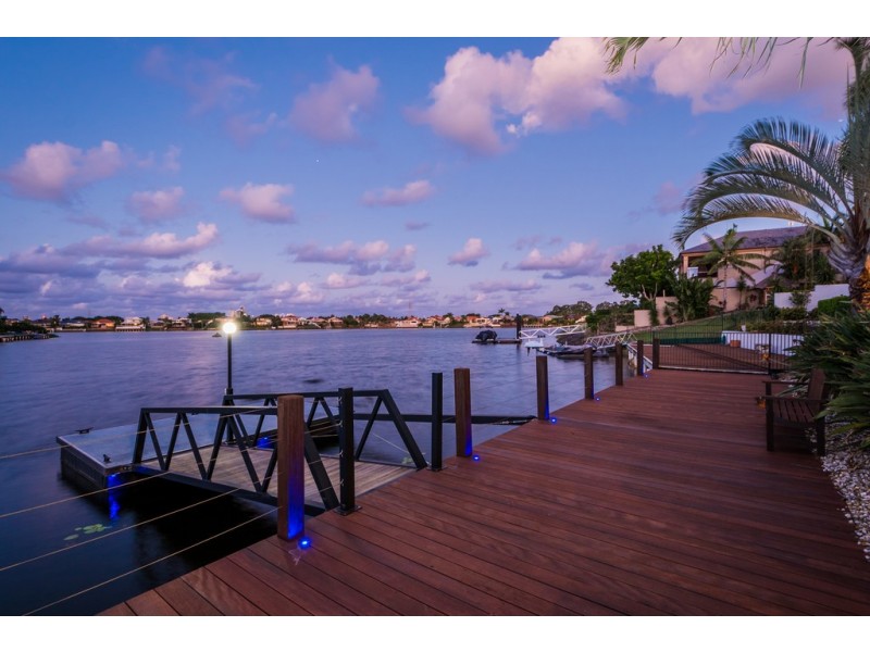 73 Bollard Circuit, Clear Island Waters QLD 4226