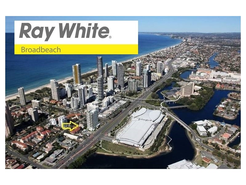 2/10 Jubilee Ave, Broadbeach QLD 4218
