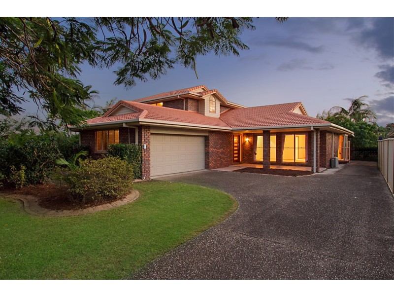 19 Long Island Court, Mermaid Waters QLD 4218