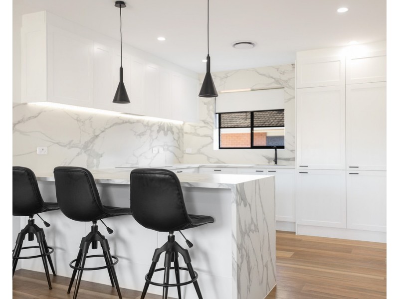 10/27 Armrick Avenue ‘Armrick Lodge’, Broadbeach QLD 4218