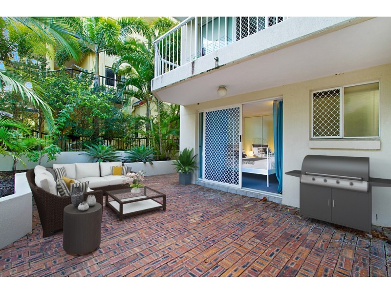 2 ‘St George Villas’ 44 Britannia Avenue, Broadbeach QLD 4218