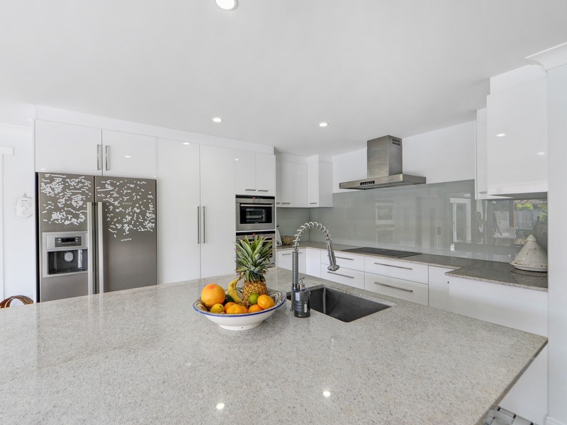 120 Upton Street, Bundall QLD 4217