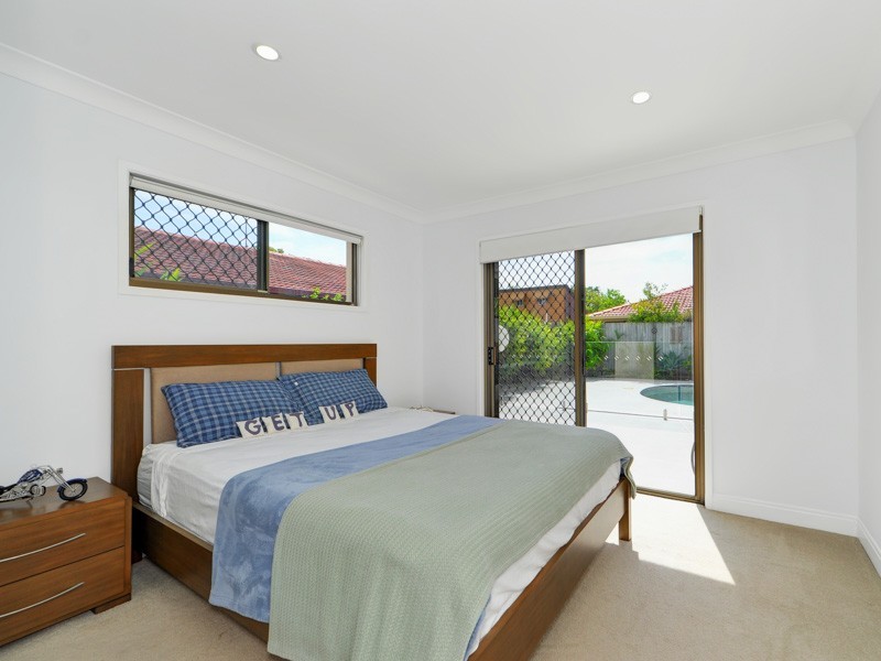 120 Upton Street, Bundall QLD 4217