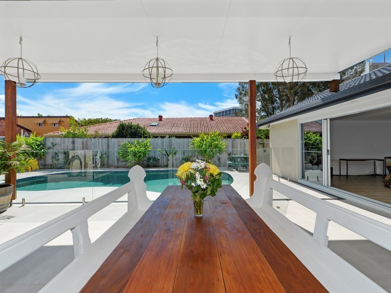 120 Upton Street, Bundall QLD 4217