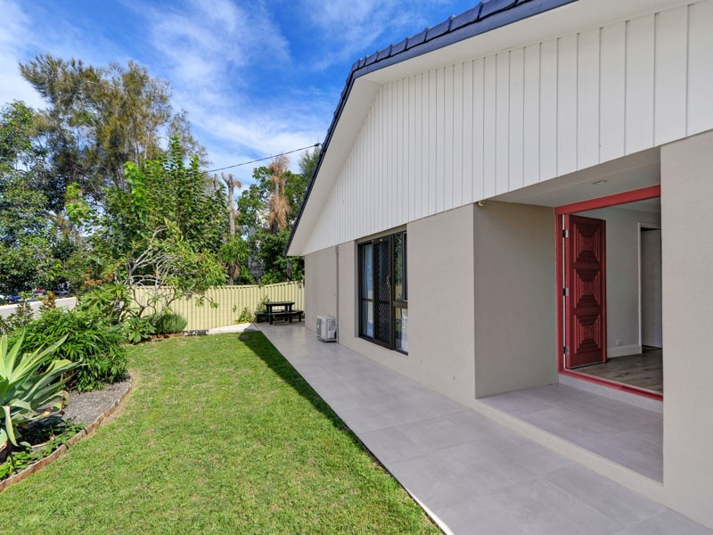 120 Upton Street, Bundall QLD 4217