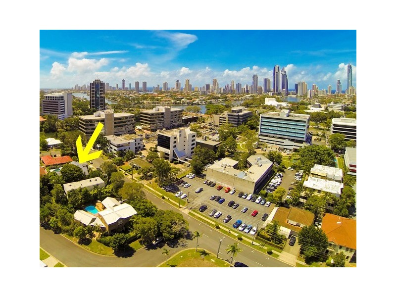 120 Upton Street, Bundall QLD 4217