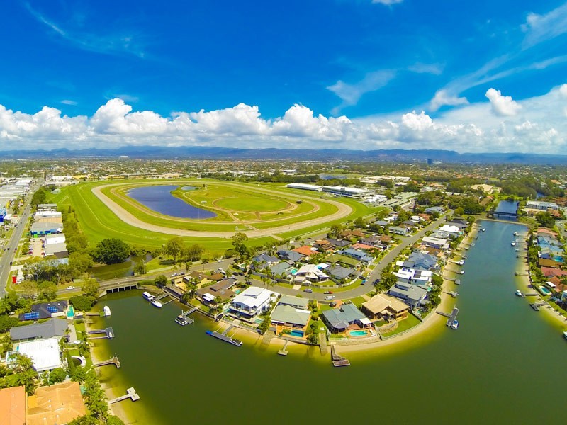 120 Upton Street, Bundall QLD 4217