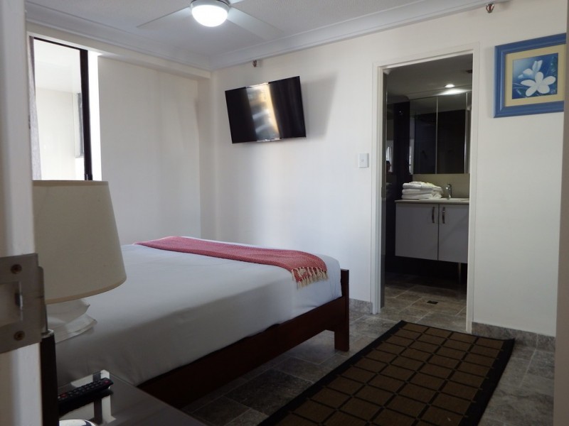 7E/1 Albert Ave”Beach Haven”, Broadbeach QLD 4218