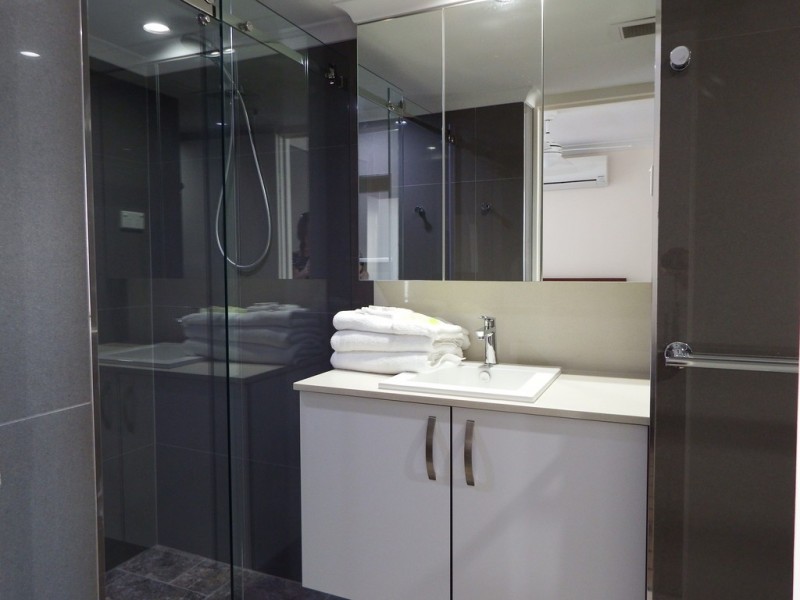 7E/1 Albert Ave”Beach Haven”, Broadbeach QLD 4218