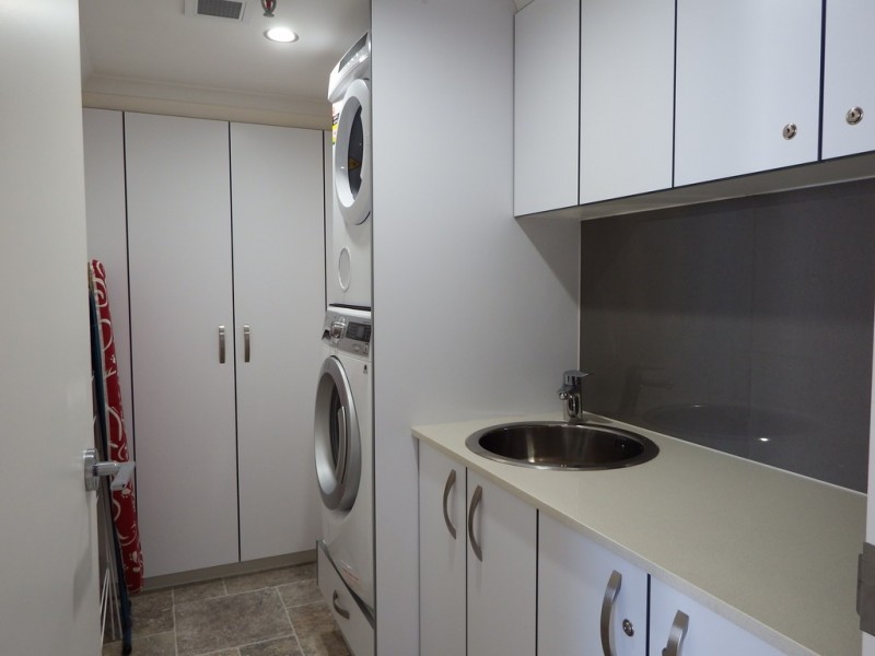 7E/1 Albert Ave”Beach Haven”, Broadbeach QLD 4218
