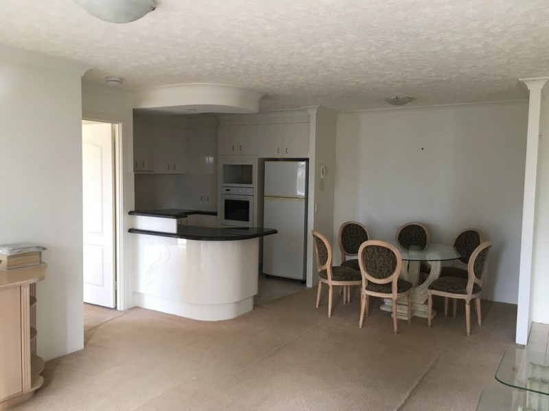 502/8 Philip Ave, Broadbeach QLD 4218