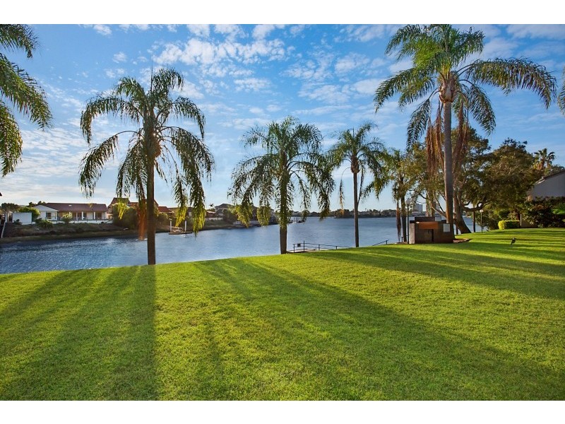 48/111 Markeri Street, Mermaid Waters QLD 4218