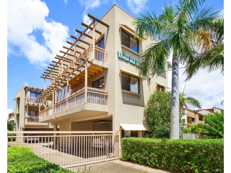 3/8 St Kilda Avenue ‘Tesoro Del Mara’, Broadbeach QLD 4218