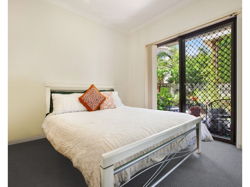 3/8 St Kilda Avenue ‘Tesoro Del Mara’, Broadbeach QLD 4218