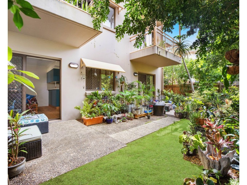 3/8 St Kilda Avenue ‘Tesoro Del Mara’, Broadbeach QLD 4218
