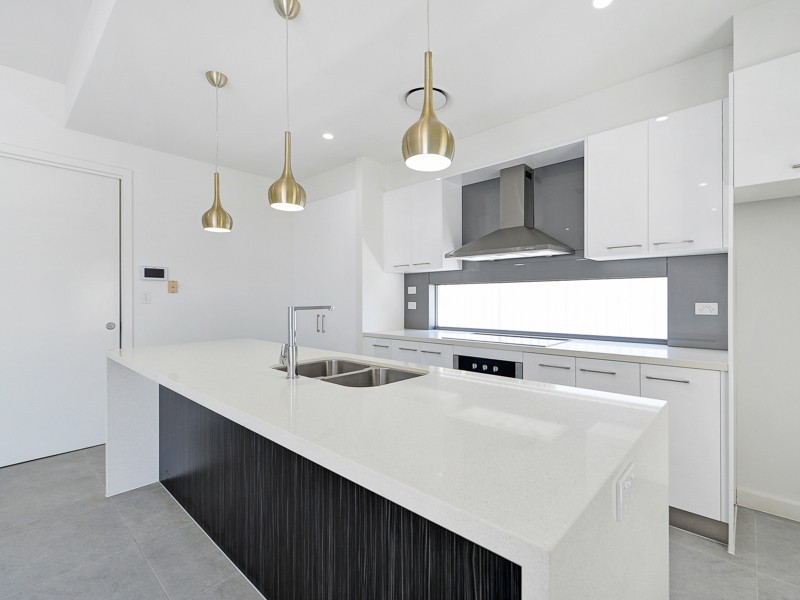 31 Blake Street, Southport QLD 4215