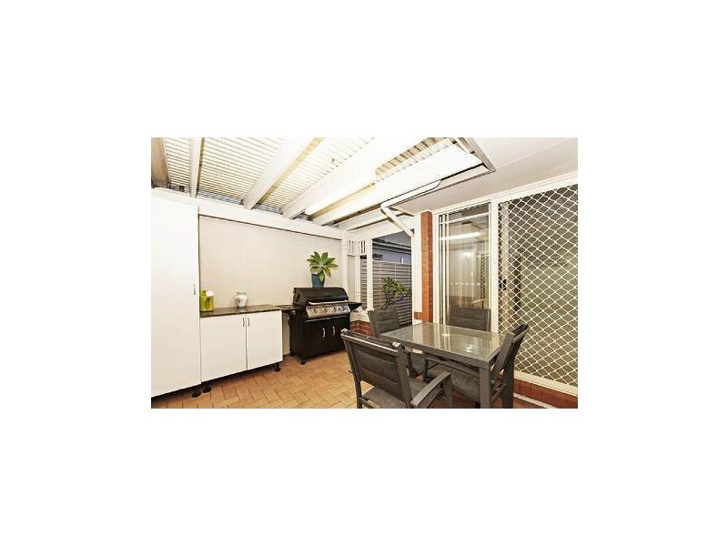 68A Bayview St, Runaway Bay QLD 4216