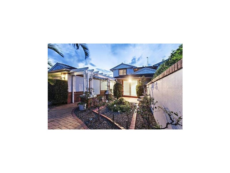 68A Bayview St, Runaway Bay QLD 4216
