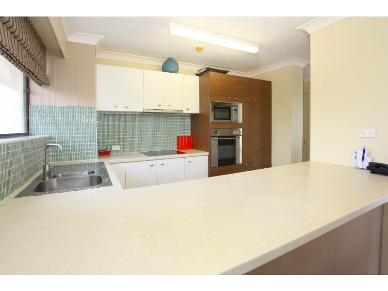 18 ‘Capricornia’ 121 Surf Parade, Broadbeach QLD 4218