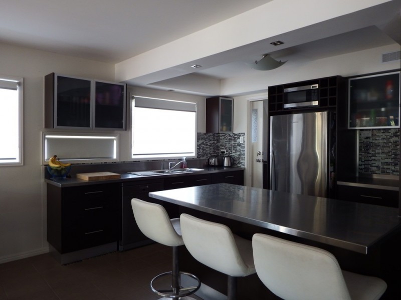 2 Buena Vista, Broadbeach Waters QLD 4218