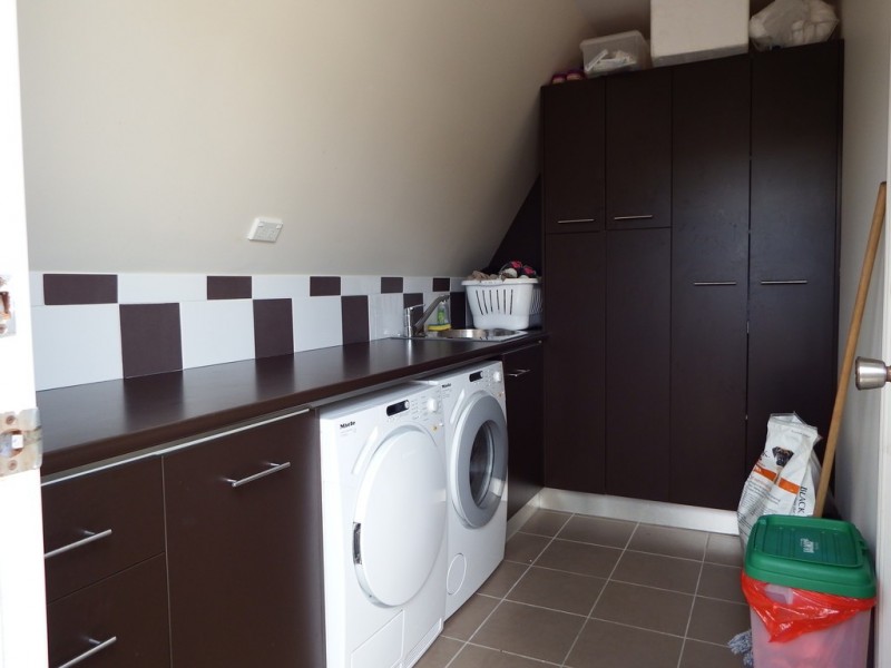 2 Buena Vista, Broadbeach Waters QLD 4218