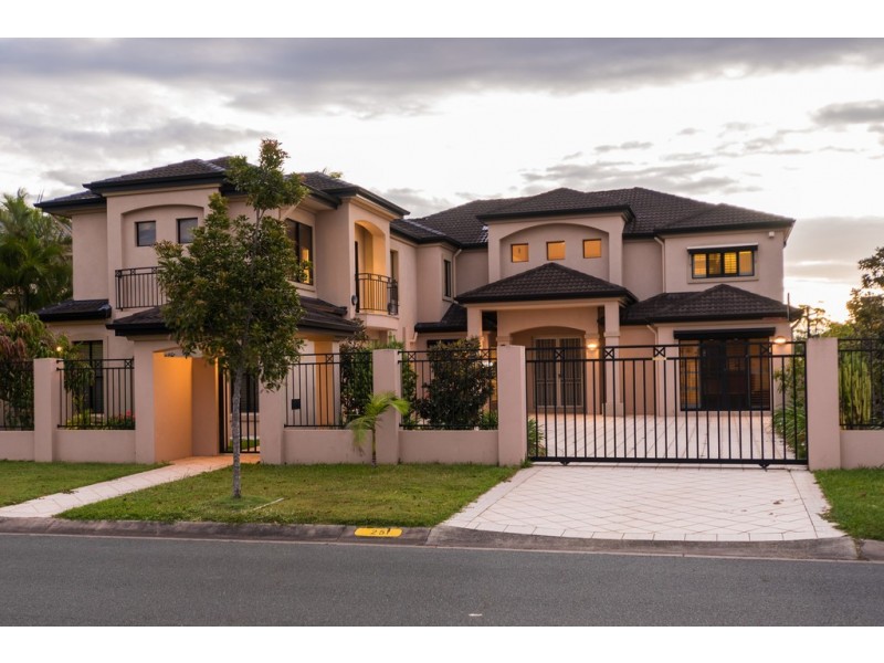 25 Sir Bruce Small Boulevard, Benowa Waters QLD 4217