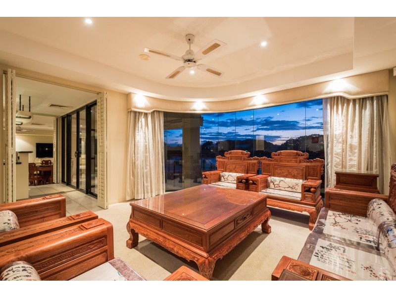 25 Sir Bruce Small Boulevard, Benowa Waters QLD 4217