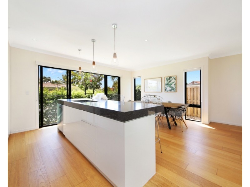 1/70 Galeen Drive, Burleigh Waters QLD 4220
