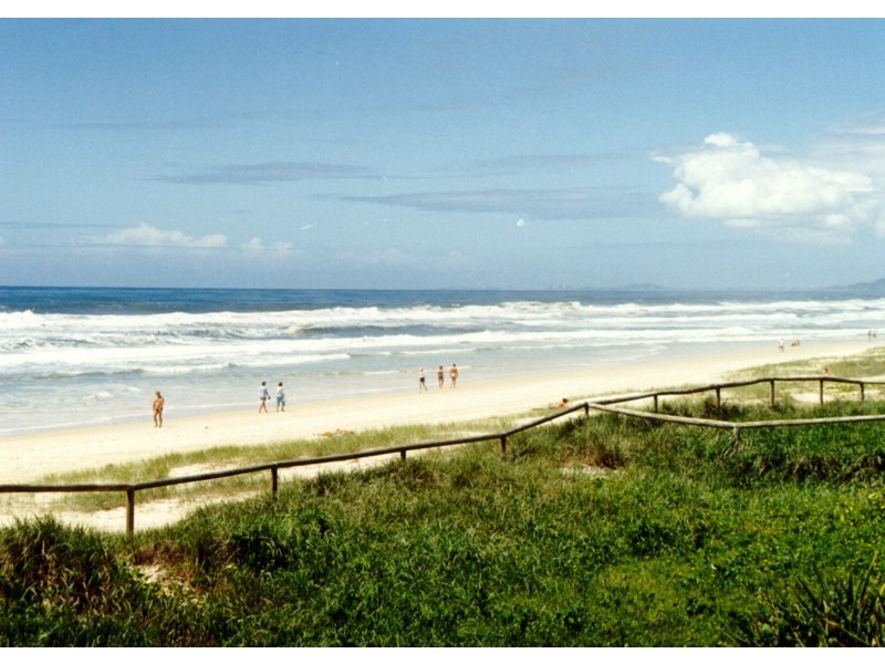 1/25 Britanna Ave, Broadbeach QLD 4218