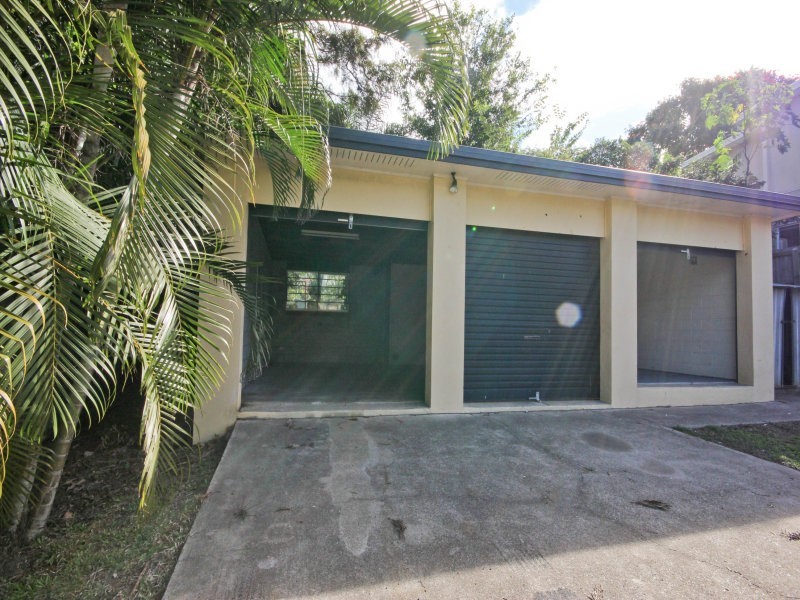17 Chirn St, Labrador QLD 4215