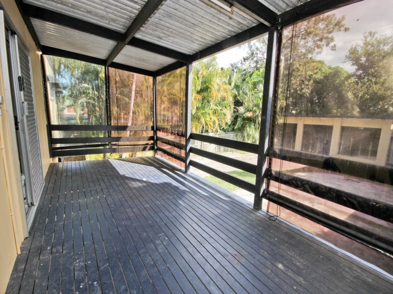 17 Chirn St, Labrador QLD 4215