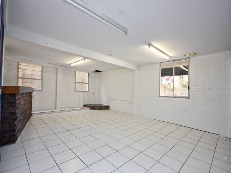 17 Chirn St, Labrador QLD 4215