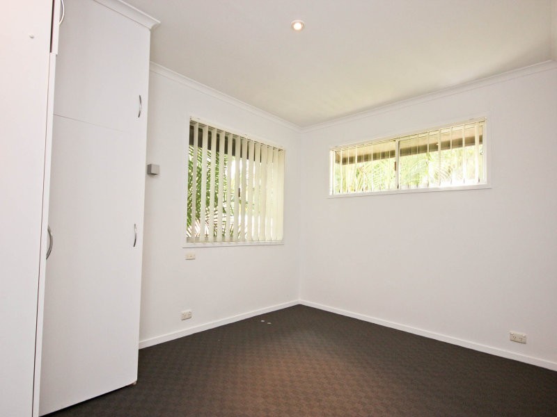 17 Chirn St, Labrador QLD 4215