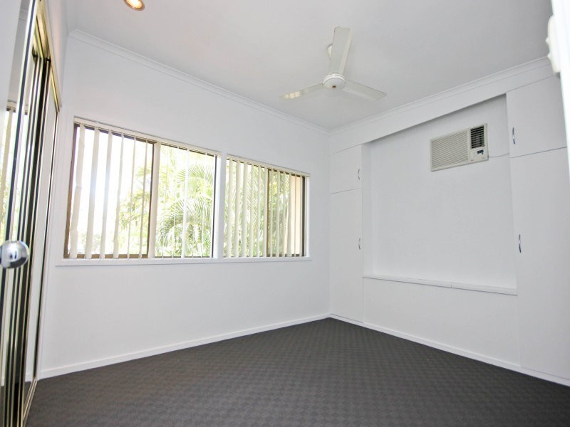 17 Chirn St, Labrador QLD 4215