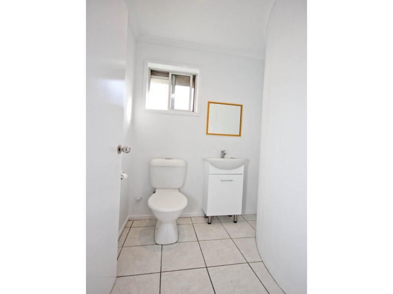 17 Chirn St, Labrador QLD 4215