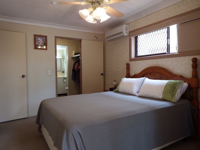 1/18 First Ave, Broadbeach QLD 4218