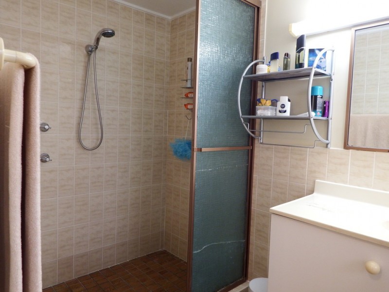 1/18 First Ave, Broadbeach QLD 4218