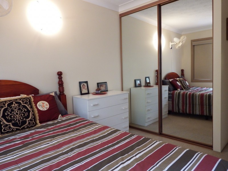 1/18 First Ave, Broadbeach QLD 4218
