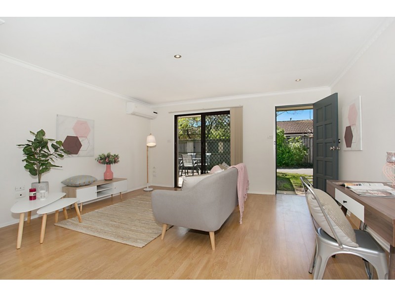 1/4 Logan Avenue, Miami QLD 4220