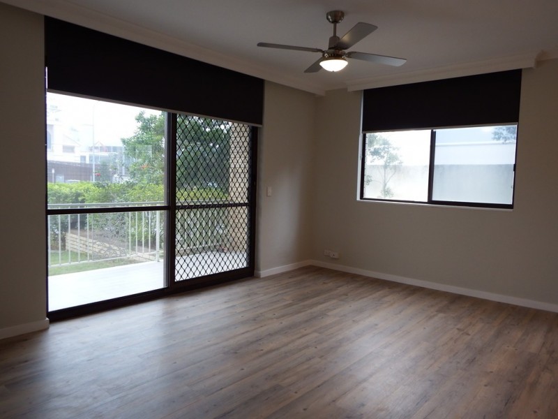 1/2619 Gold Coast Hwy, Broadbeach QLD 4218