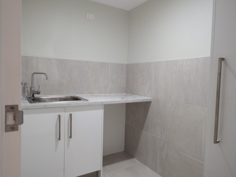 1/2619 Gold Coast Hwy, Broadbeach QLD 4218