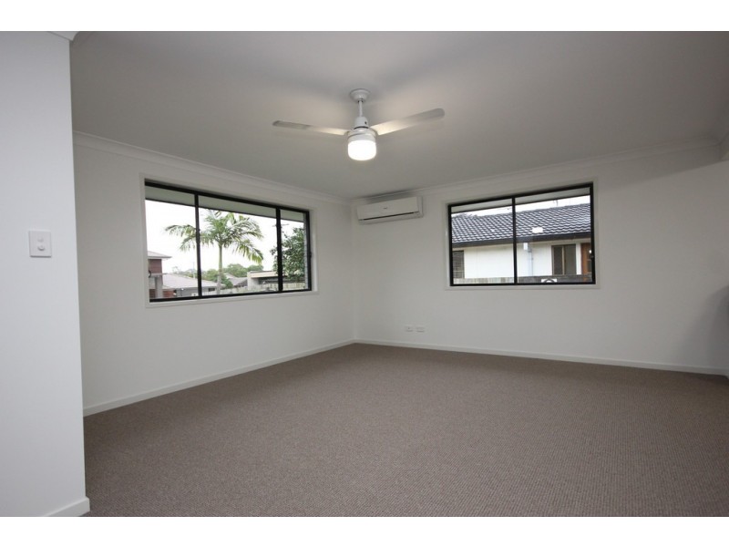 15 Luxor Street, Southport QLD 4215