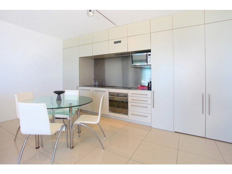 1104 ‘Air on Broadbeach’ 159 Old Burleigh Road, Broadbeach QLD 4218