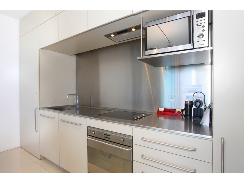 1104 ‘Air on Broadbeach’ 159 Old Burleigh Road, Broadbeach QLD 4218