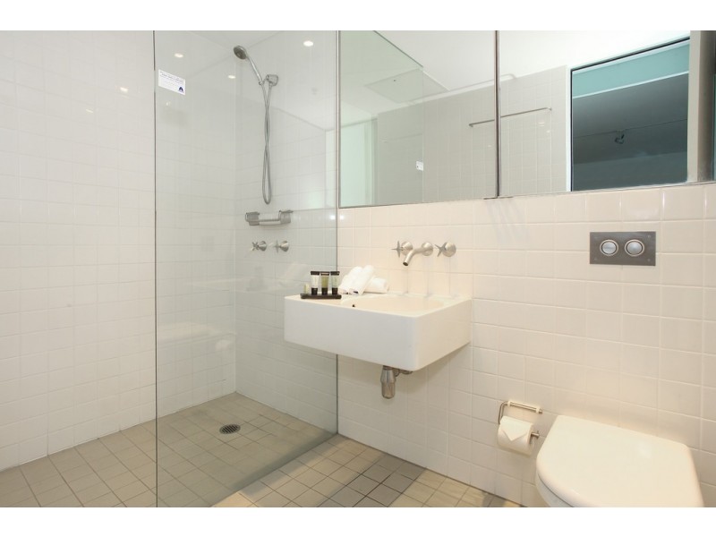 1104 ‘Air on Broadbeach’ 159 Old Burleigh Road, Broadbeach QLD 4218