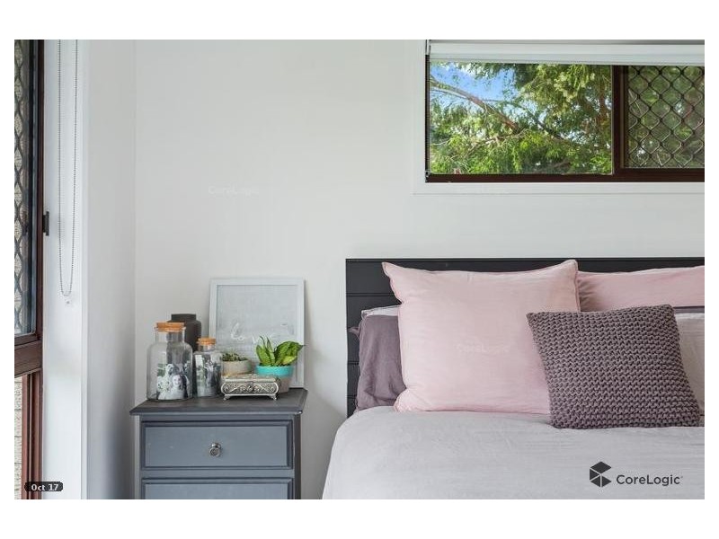 7 Australis Court, Mermaid Waters QLD 4218